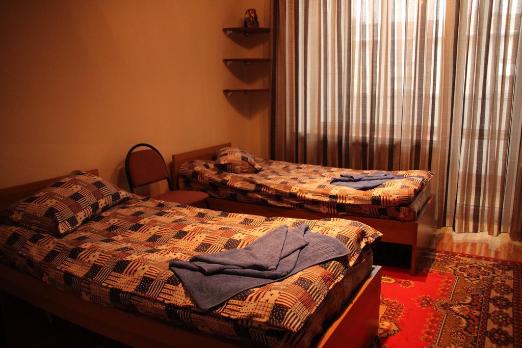 Ala Hostel Almaty Zimmer foto